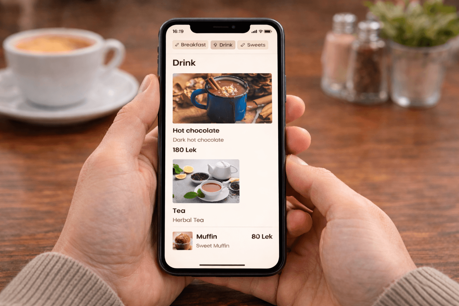 Optional: multi-language support for mixed audiences and tourist areas
